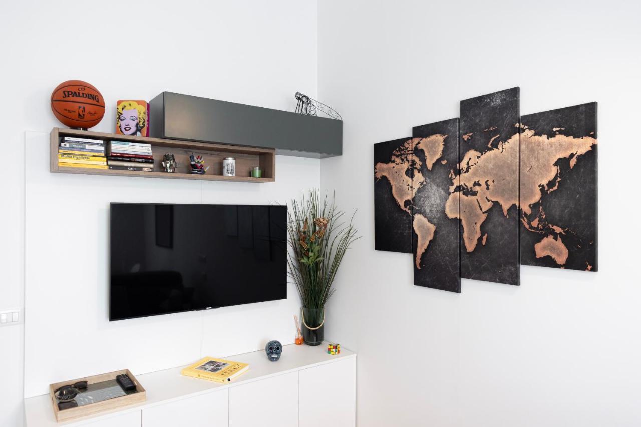 Elegante Bilocale In De Angeli - Piazzale Siena Apartment Милано Екстериор снимка
